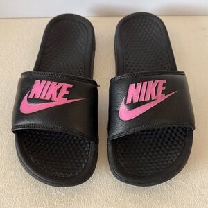 Nike slides